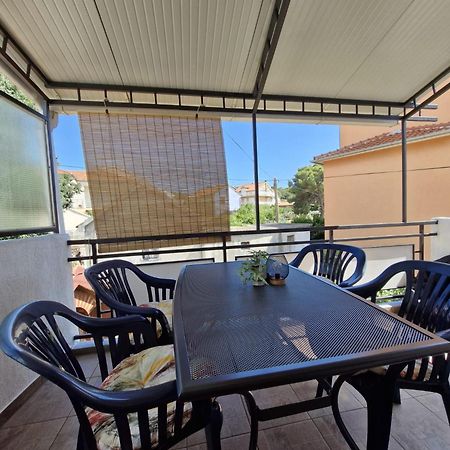 Apartmani Mare Szybenik Zewnętrze zdjęcie